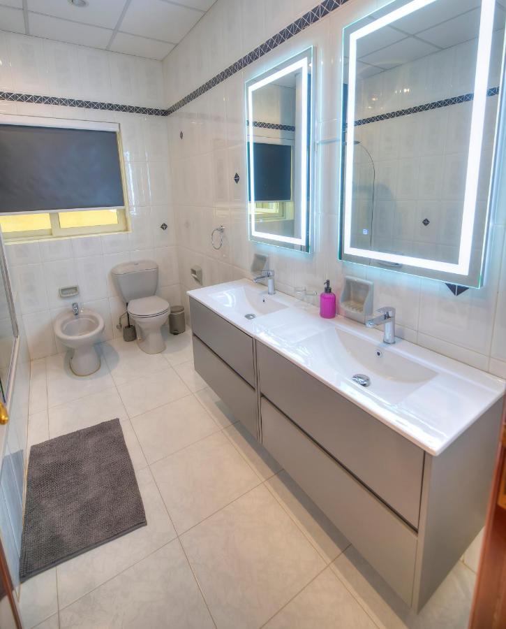 Beautifully Furnished Seafront 4 Bedrooms Goslm-4 Sliema Ngoại thất bức ảnh