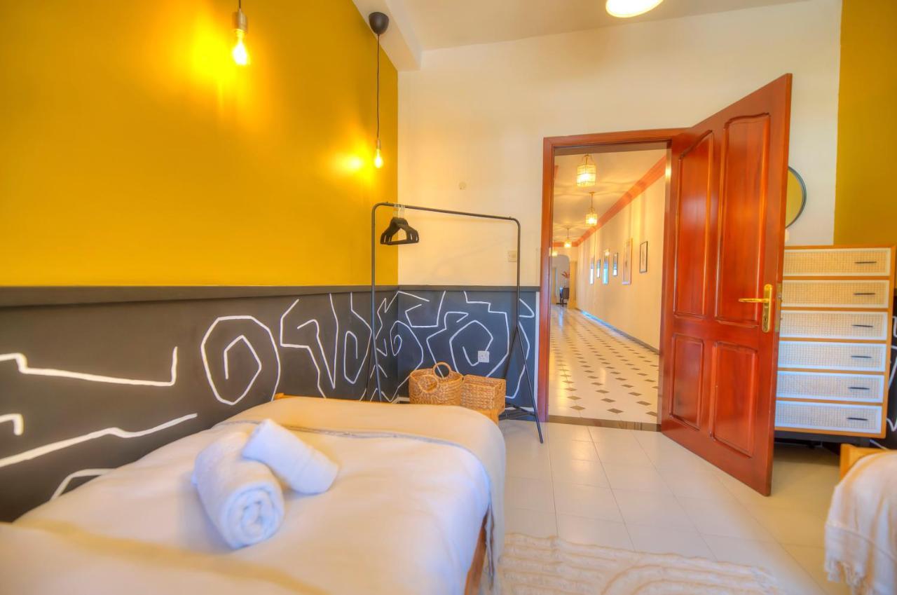 Beautifully Furnished Seafront 4 Bedrooms Goslm-4 Sliema Ngoại thất bức ảnh