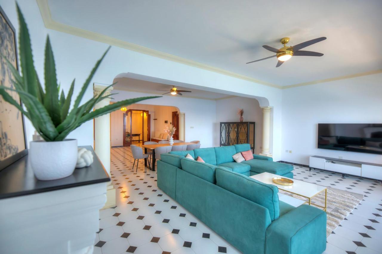 Beautifully Furnished Seafront 4 Bedrooms Goslm-4 Sliema Ngoại thất bức ảnh